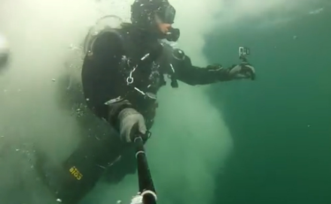 Sekumpulan Lelaki Ini Menyelam Di Dasar Laut. Apa Yang Mereka Rakam Sungguh Luar Biasa