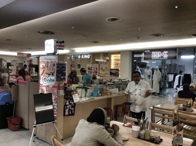 Niat Dan Perjuangan Lelaki Ini Membuka Perniagaan Sushi Buat Kami Kagum