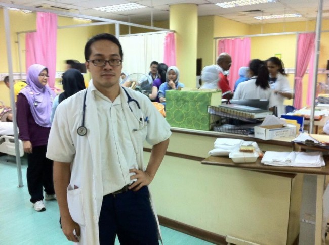 Bekas Doktor Berkongsi Bagaimana Beliau Menjaga Solat Sewaktu Bertugas Di Unit Kecemasan