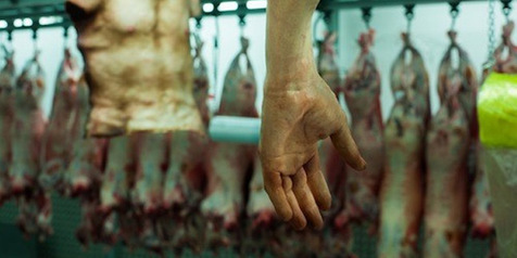 Kedai Daging Ini Menjual 'Potongan Badan Manusia'