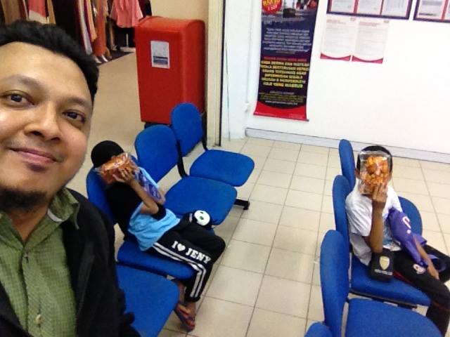 Lelaki Ini Peroleh Ganjaran Sangat Berharga Selepas Membeli Kerepek Bernilai RM5