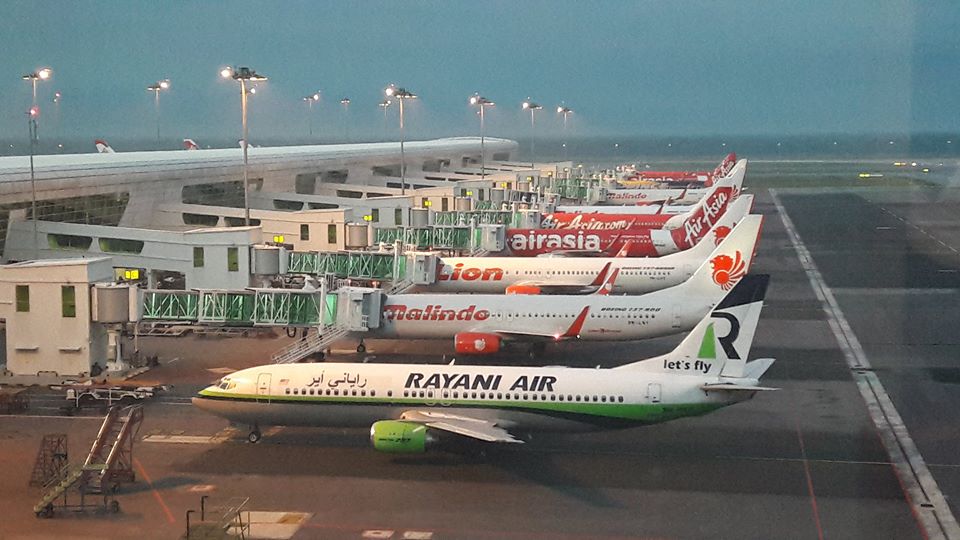 6 Punca 'Flight Delay' Sesuka Hati Mereka