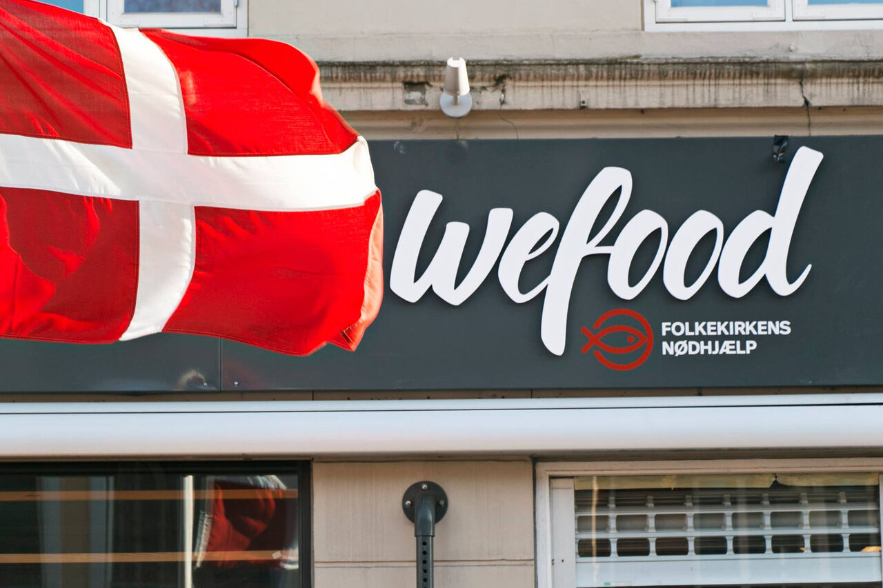 WeFood, Kedai Runcit Pertama Di Denmark Menjual Makanan Hampir Tamat Tempoh