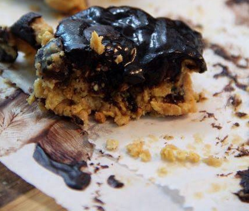 Resipi Kudapan Sedap Dengan 5 Bahan Ini Dikongsikan Lebih Daripada 1000 Kali Dalam Masa 1 Jam