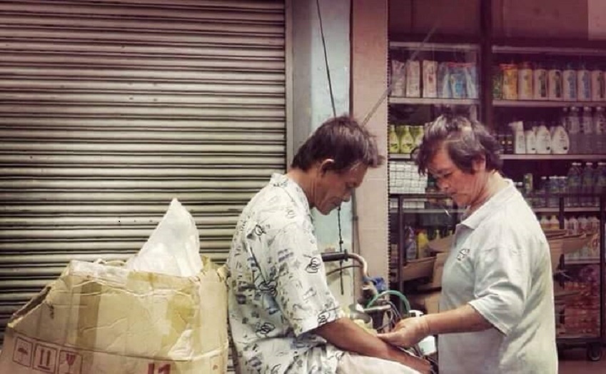 Pasangan Istimewa Ini 'Pergi' Dengan Membawa Bersama Cinta Sejati Mereka