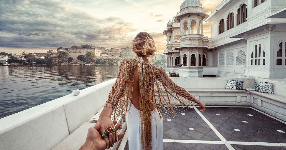 Kisah Di Sebalik Fenomena Gambar #FollowMeTo Menjadi Viral Yang Mungkin Anda Tidak Tahu