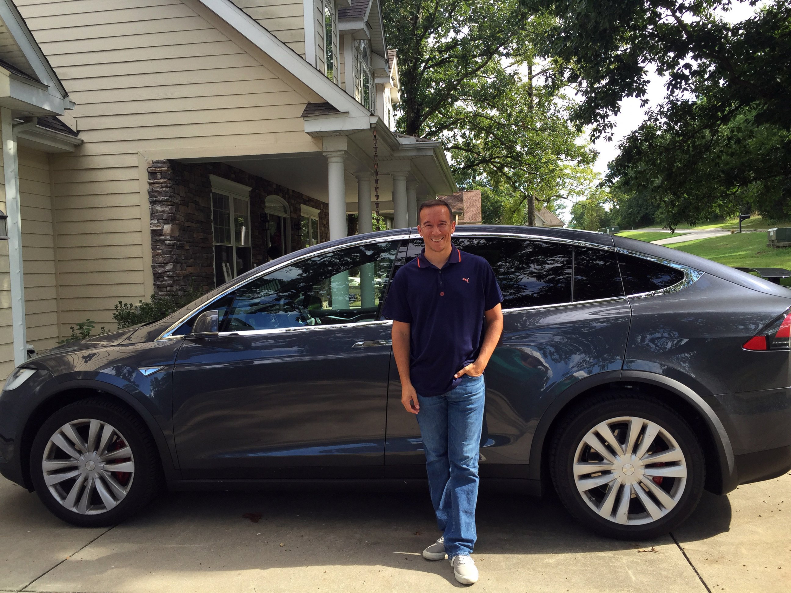 Penggunaan Tesla Autopilot Berjaya Menyelamatkan Nyawa Lelaki Ini Daripada Maut
