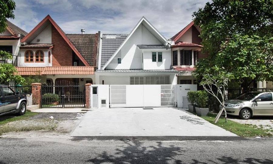 Gabungan Klasik Dan Moden Pada Rumah Teres Dua Tingkat Di Subang Jaya Ini Memang 'Awesome'