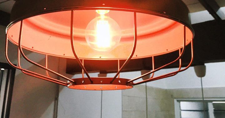 Bagaimana Lampu Kosong Ini Diberi Sentuhan Baru Yang Lebih Menarik