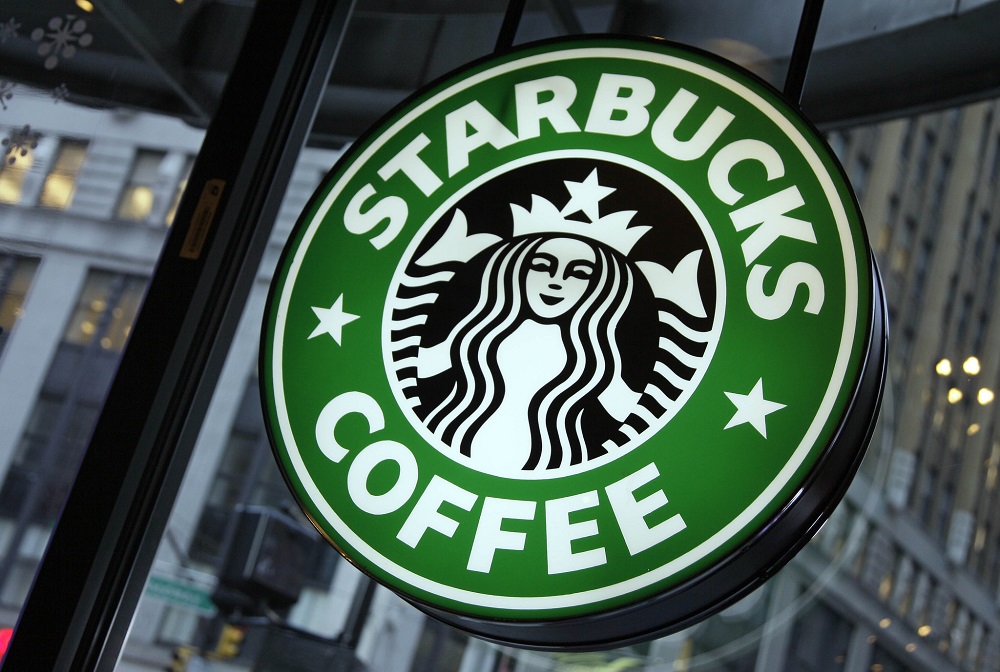Tidak Setuju Dengan Trump, Starbucks Akan Mula Menggaji 10,000 Pelarian Dalam Tempoh 5 Tahun
