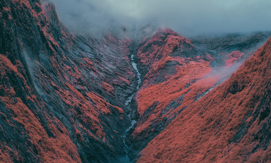 Hasil Bidikkan Inframerah Di Alaska Ini Sungguh 'Awesome'