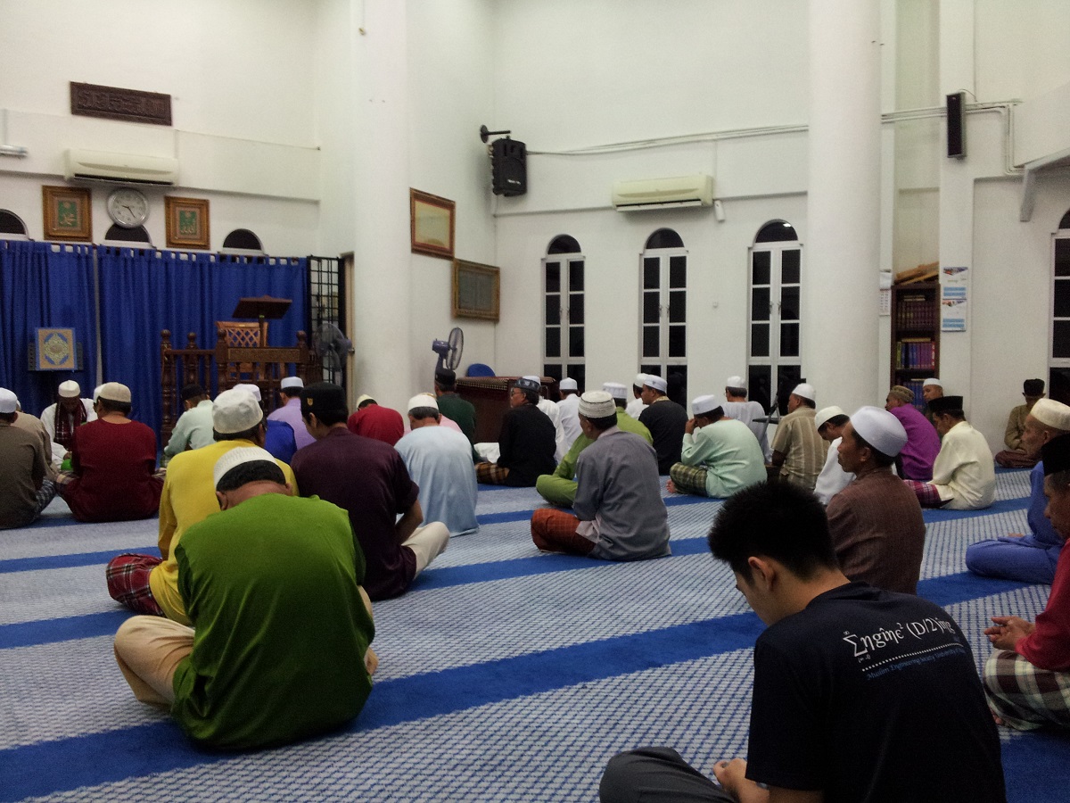 Berhenti Untuk Solat Atau Teruskan Kerja? Sebak Bila Ini Yang Aku Terima Akhirnya