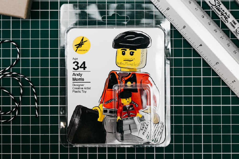 Lelaki Ini Cipta 'CV' Beliau Dalam Bentuk LEGO Dan Hasilnya Sangat Awesome