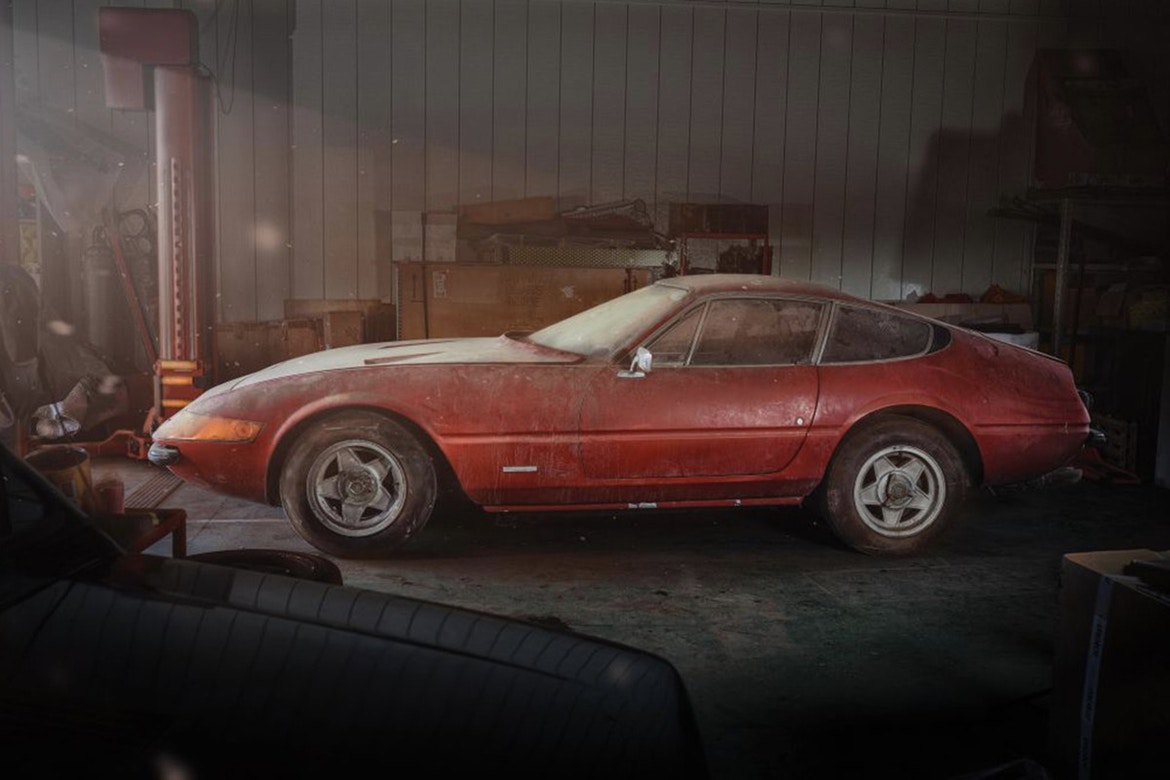 Ferrari 'Daytona' Yang Terbiar Lebih 40 Tahun Ini Akan Dilelong Kepada Umum