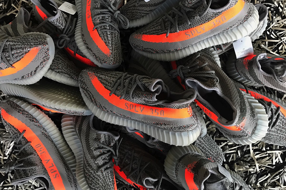 Model YEEZY BOOST 350 V2 Manakah Yang Paling 'Rare' Setakat Ini?