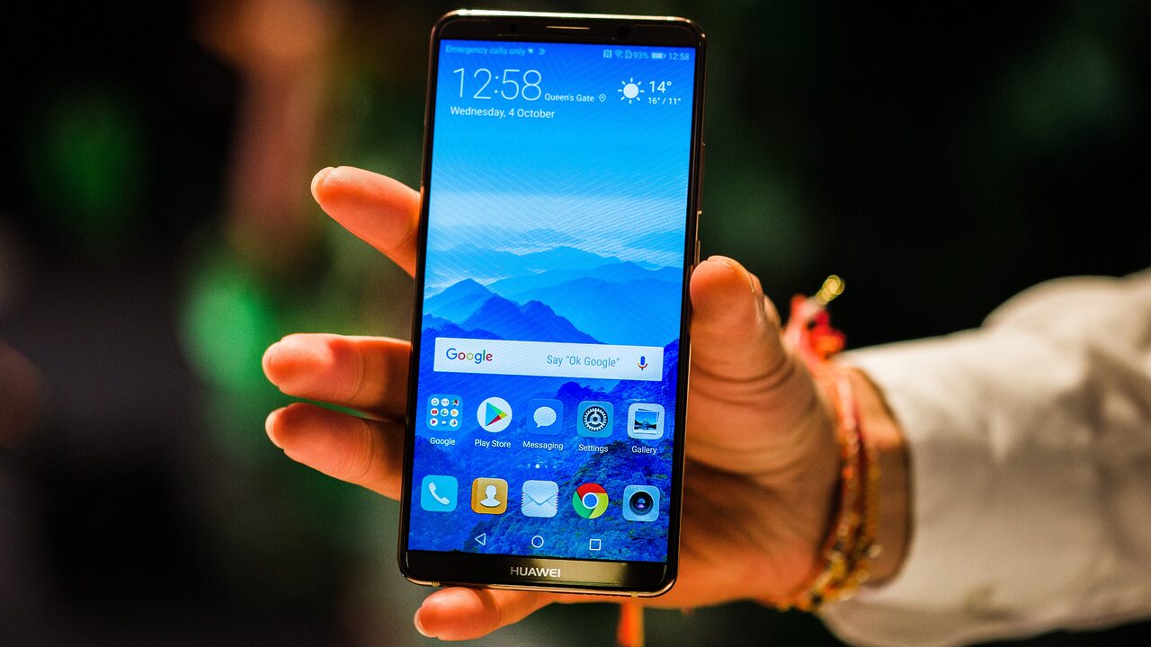 Huawei P11 Mungkin Akan Dikeluarkan Dengan Tiga Kamera 40-Megapixel Dibahagian Belakang