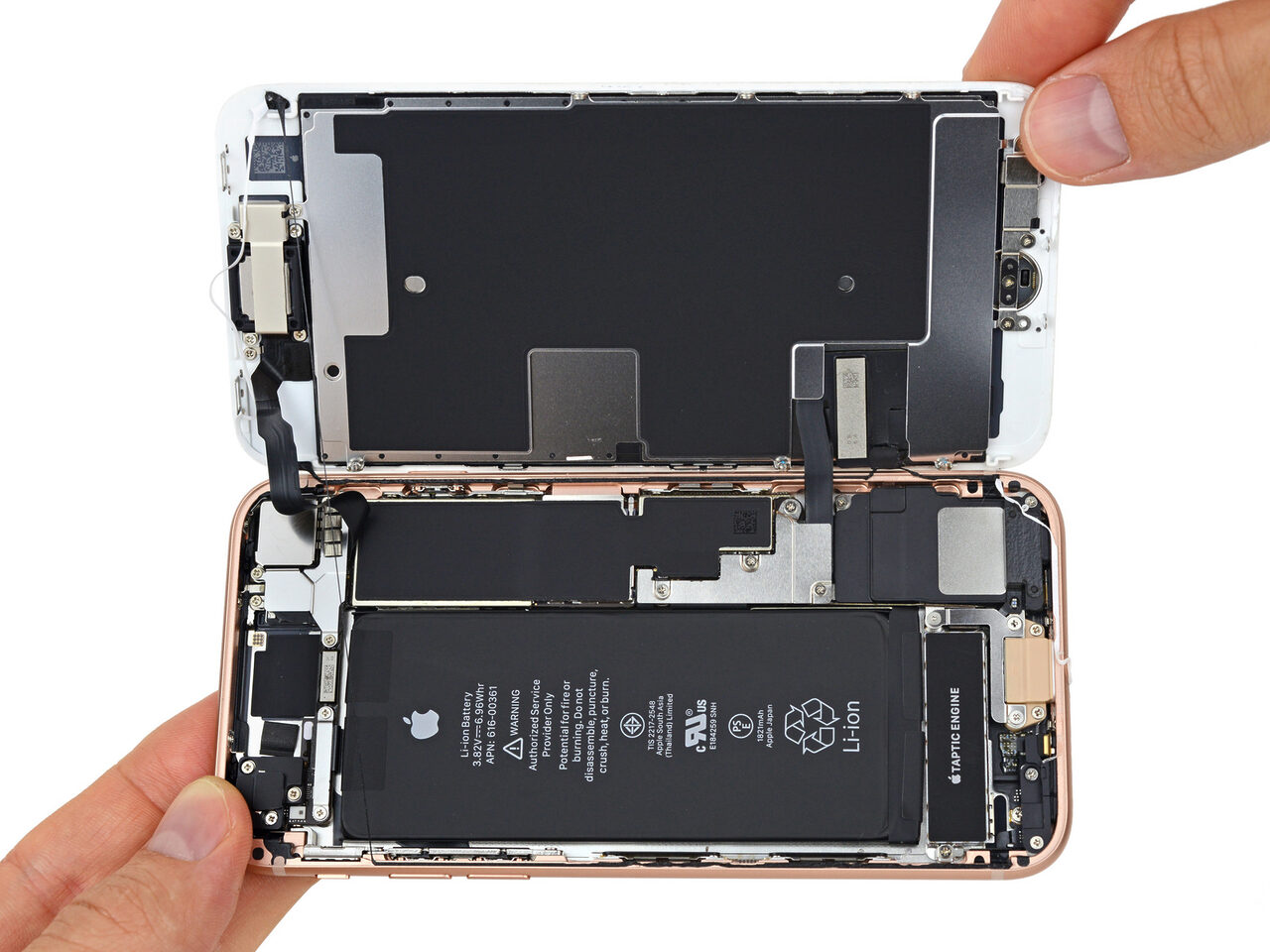 Apple Sahkan Sengaja Memperlahankan Model iPhone Terdahulu