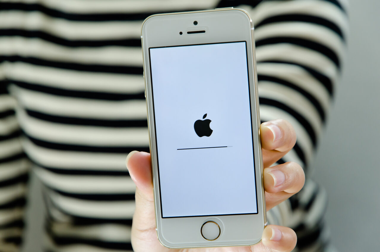 Apple Disaman Setelah Mengaku Memperlahankan Prestasi iPhone Terdahulu