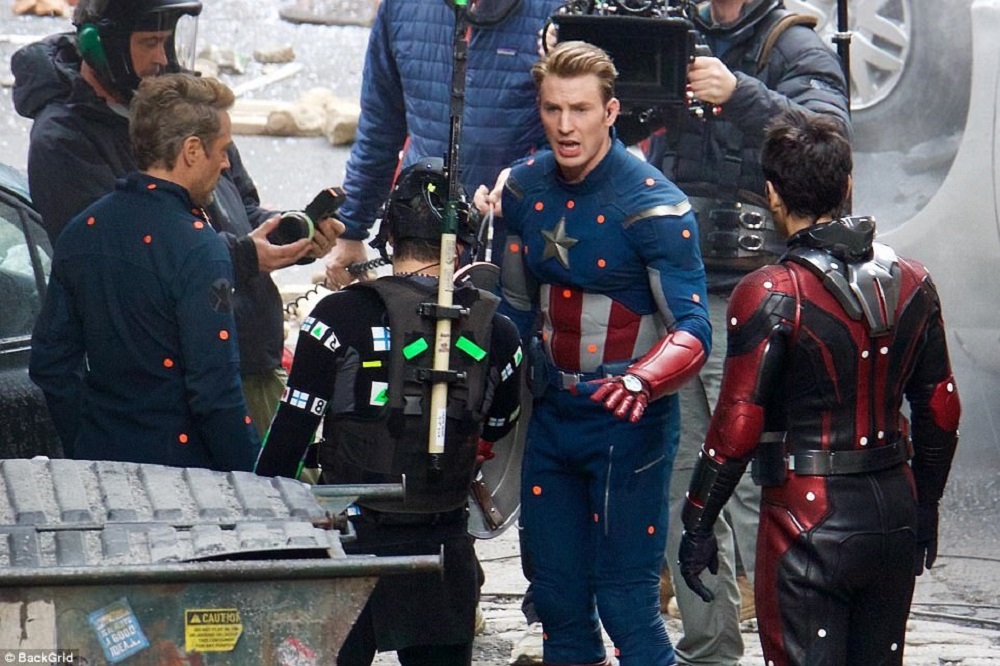 Gambar Dari Set Penggambaran 'Avengers 4' Tertiris