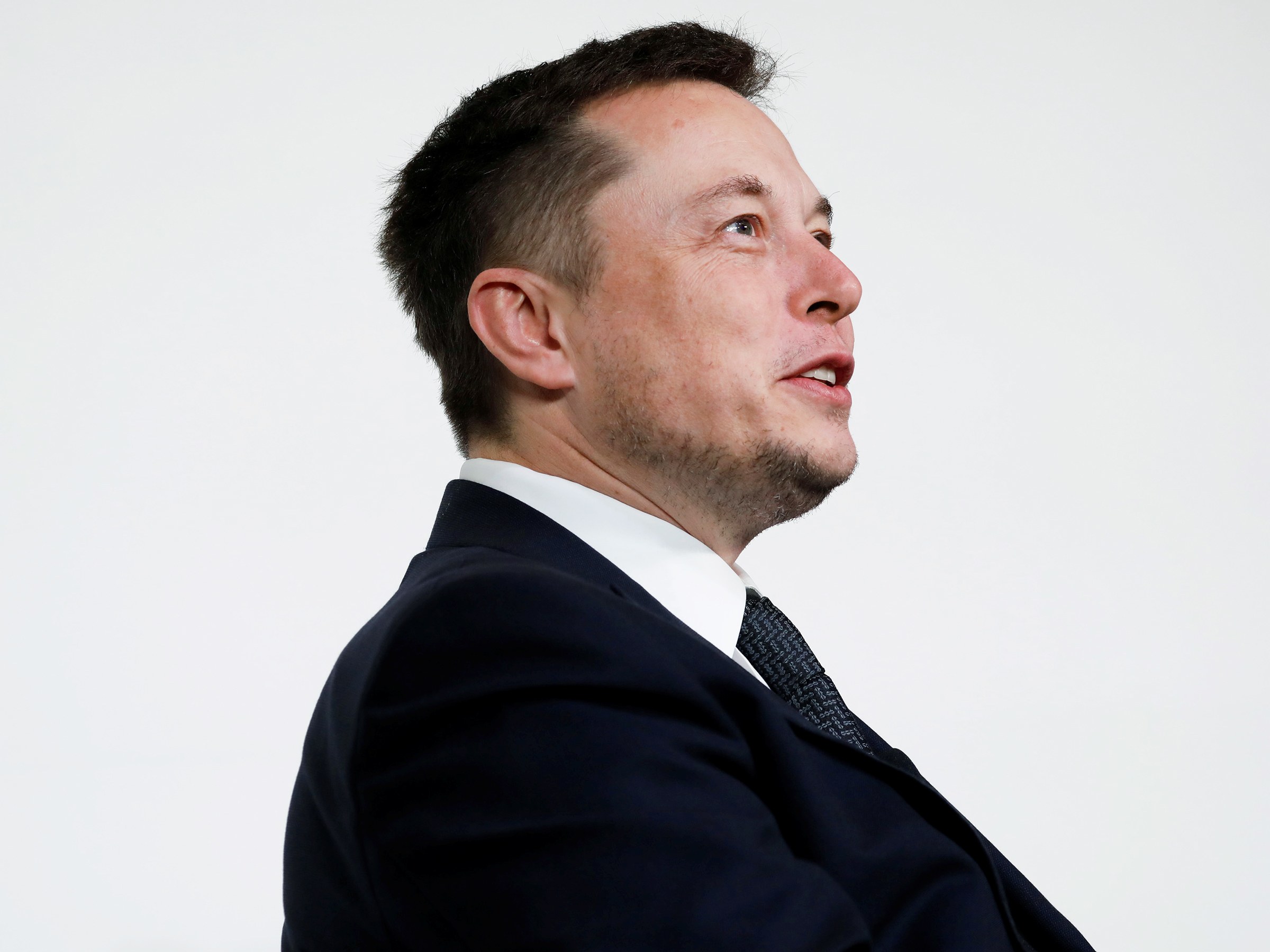 Bagaimana Elon Musk Aplikasikan Konsep 'Cross-Marketing' Sesama Syarikatnya