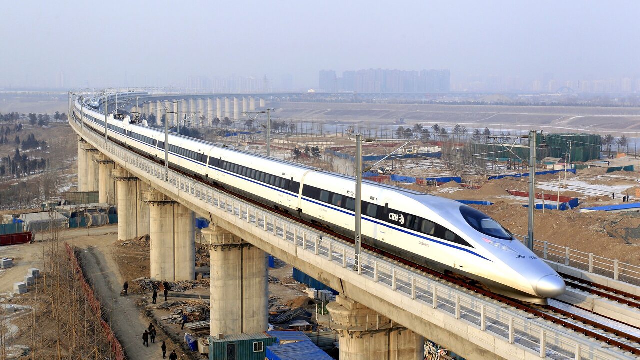 China Dalam Misi Untuk Menghasilkan 'Bullet Train' Berkelajuan 600 km/h