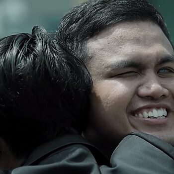 Tonton Video Muzik 'Buta' Caliph Buskers Yang Sangat Deep