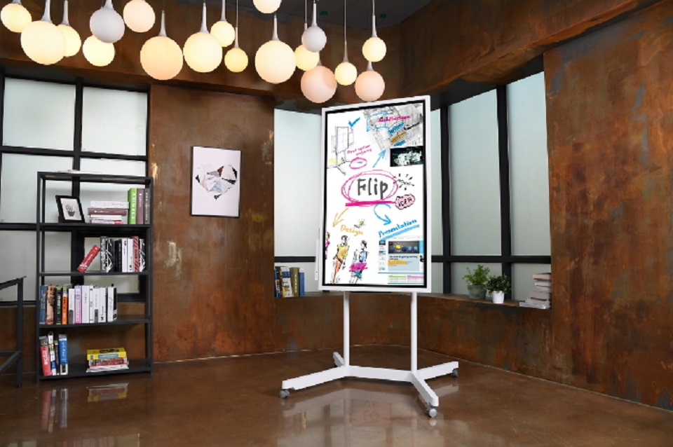 Papan Putih Digital 'Samsung Flip' Mula Dijual Pada Harga RM12,999