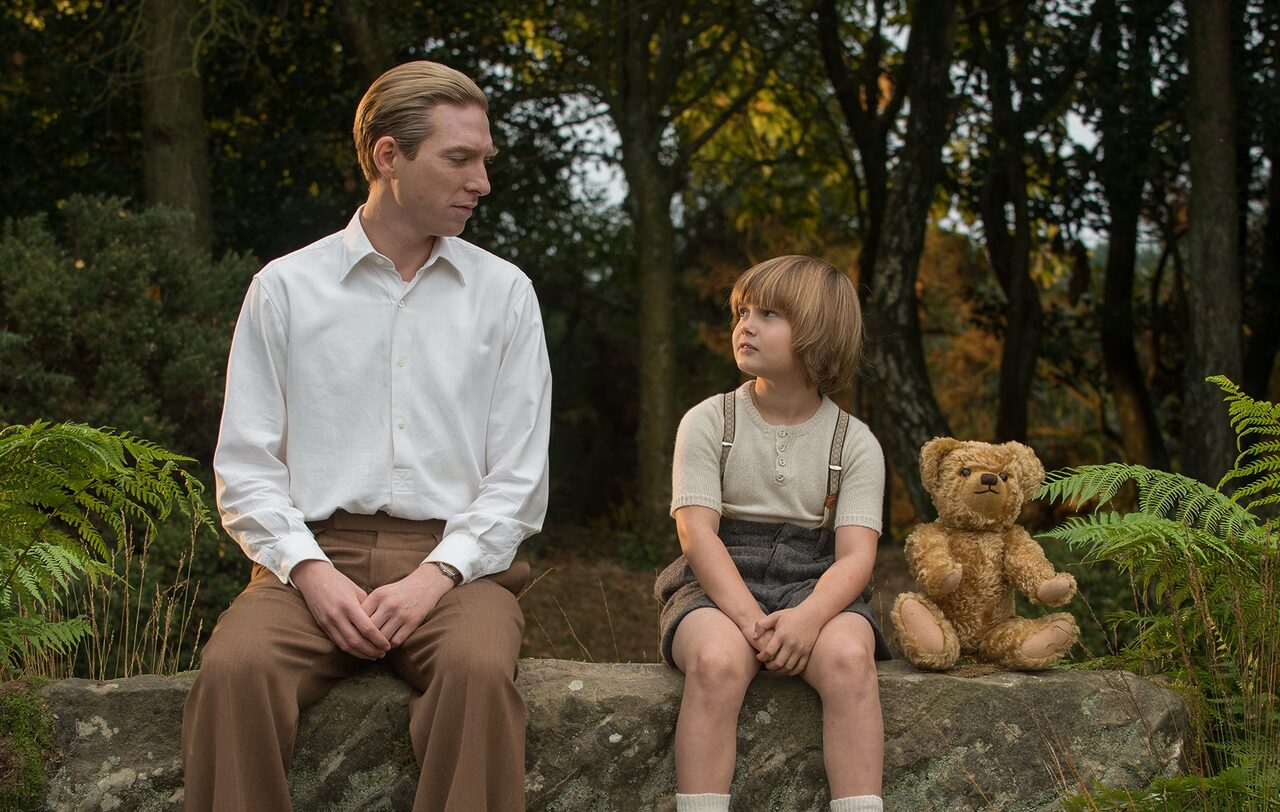 Menangi Tiket Ke Tayangan Perdana 'Goodbye Christopher Robin'