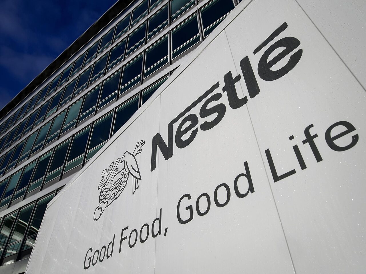 Nestlé Sedia Membayar RM28.20 Bilion Kepada Starbucks