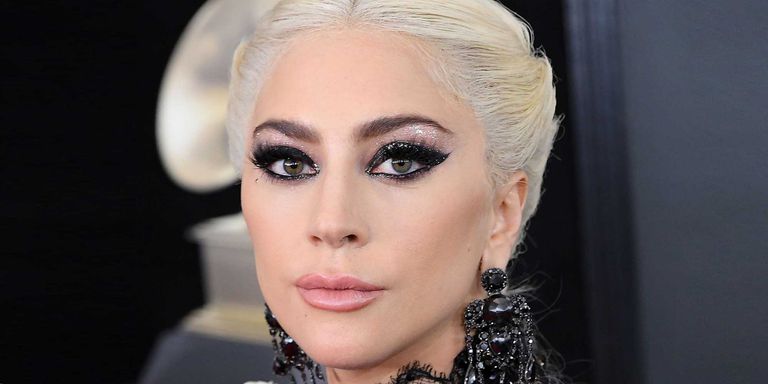 Kini Giliran Lady Gaga Pula Keluarkan Koleksi Make Up Tersendiri
