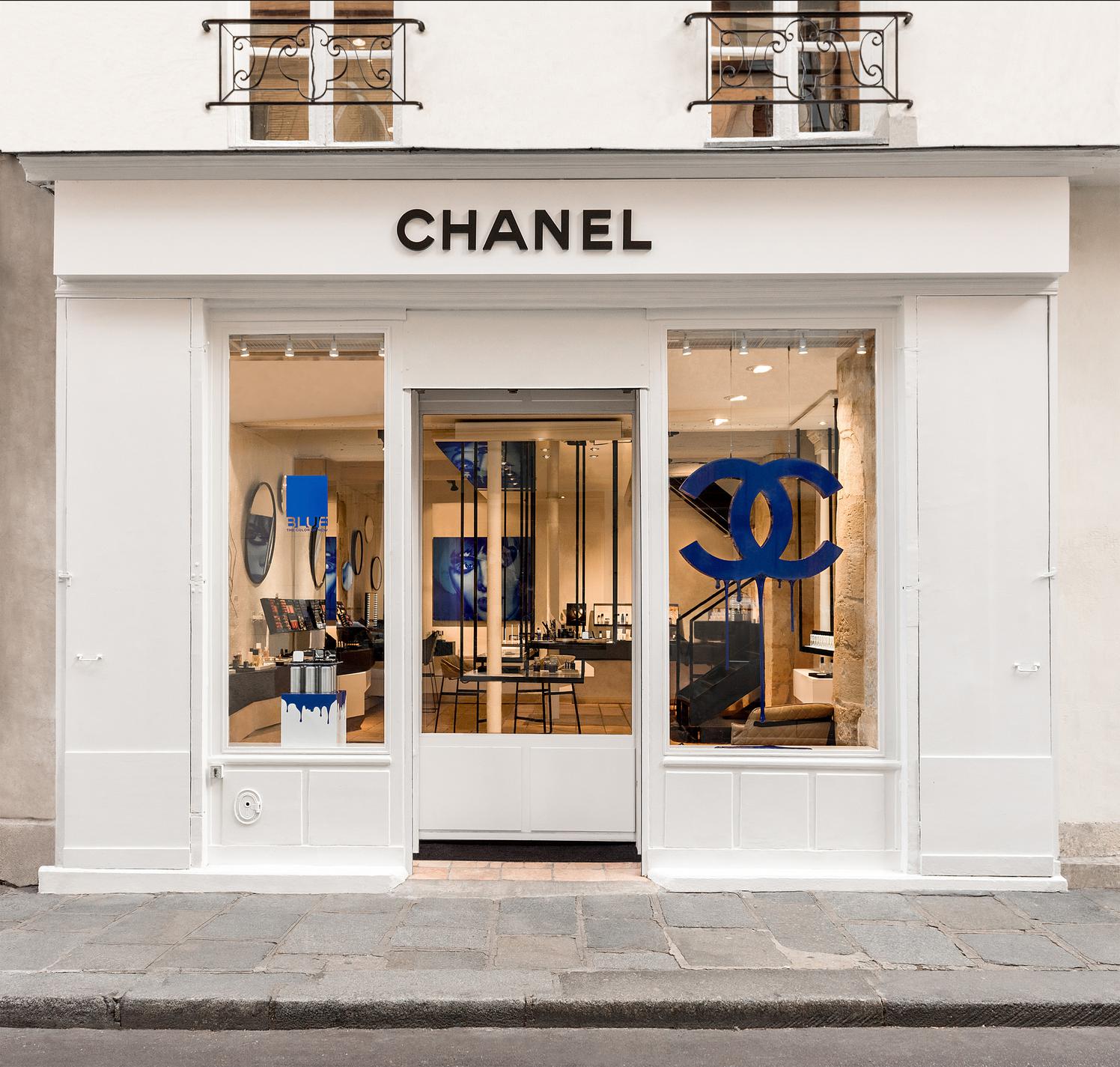 Chanel Saman Penjual eBay Hanya Kerana Masalah Pembungkusan
