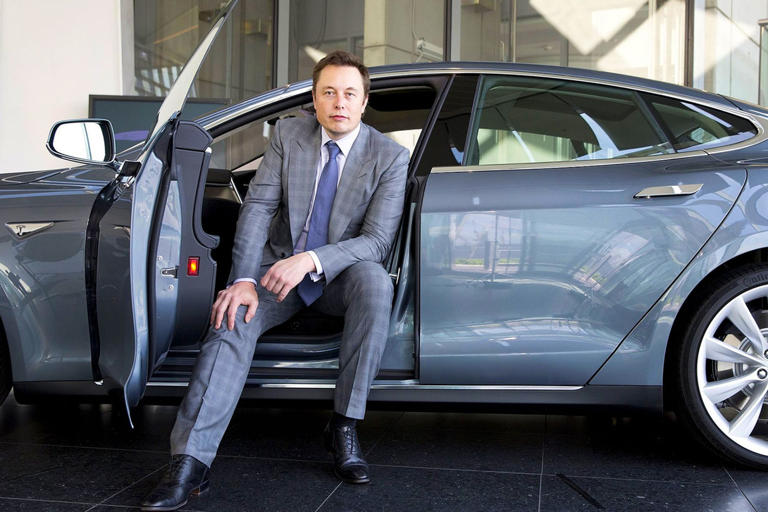 Hanya Dengan Satu 'Tweet', Pendapatan Elon Musk Meningkat RM5.72 Bilion