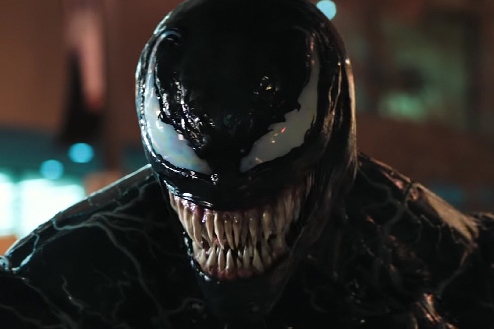 Filem Venom Berjaya Kutip RM800 Juta Sejak Mula Ditayangkan