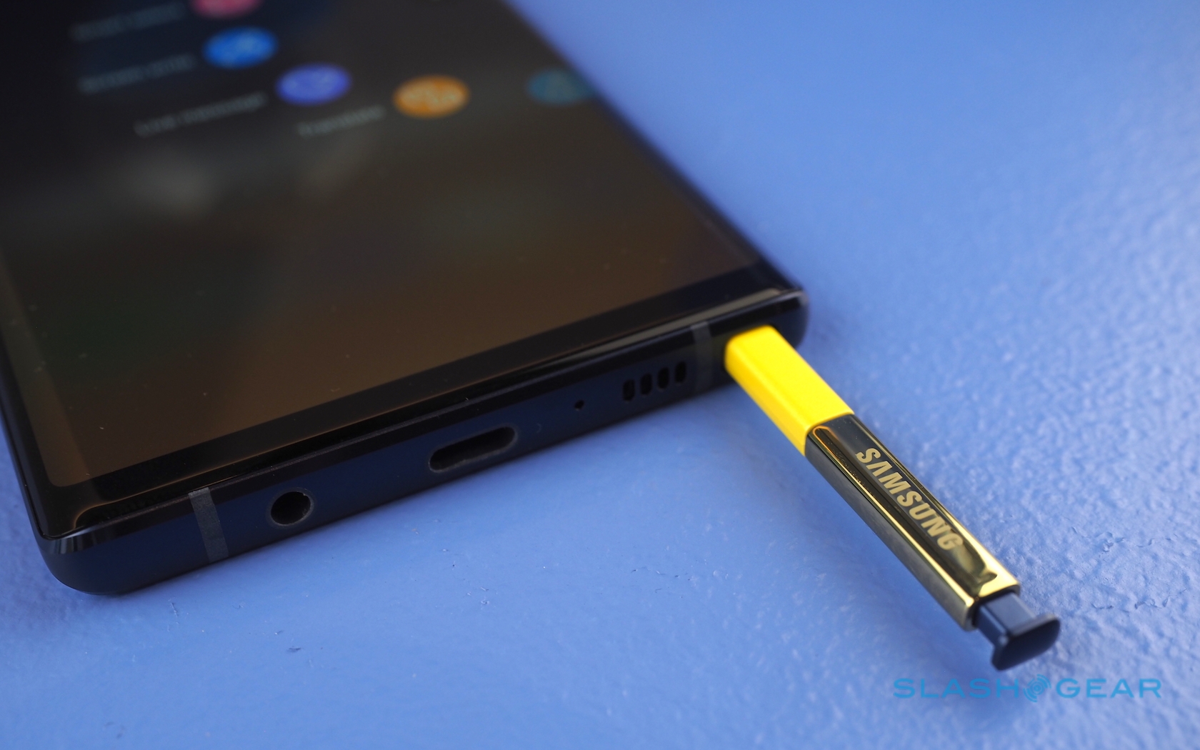 Samsung 'Kantoi' Mengiklankan Galaxy Note 9 Menggunakan iPhone
