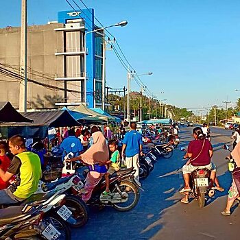 8 Perkara Penting Yang Anda Perlu Tahu Sebelum Memandu Sendiri Di Thailand