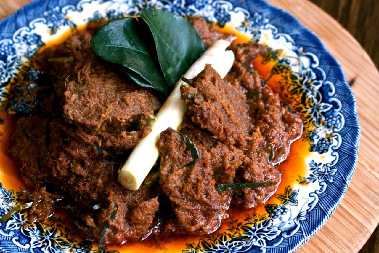 Kerana 'Malaysian Rendang' Laman Twitter Tottenham Hotspurs Diserang Peminat Indonesia