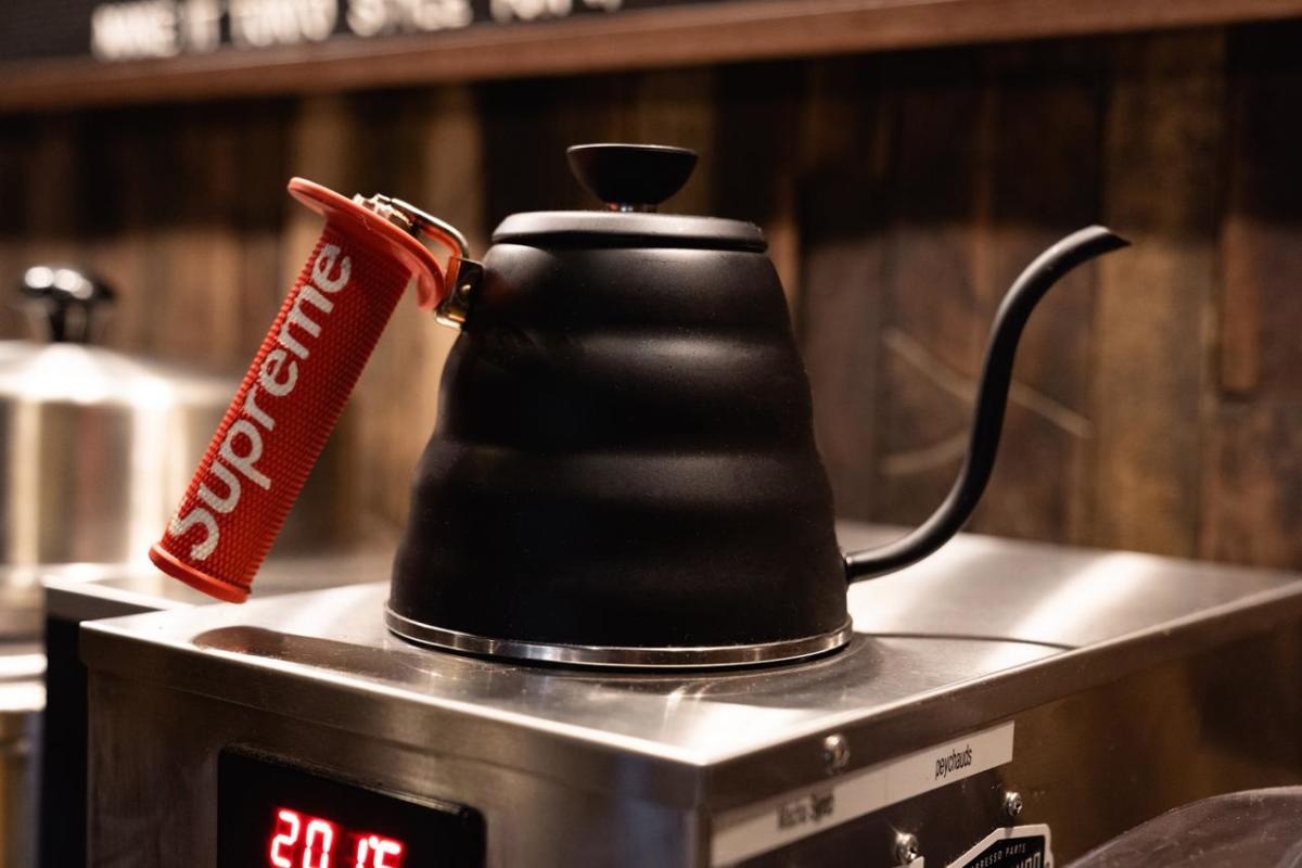 Lihat Rekaan Unik Dan 'Hype' Kedai Kopi Sawada Di New York