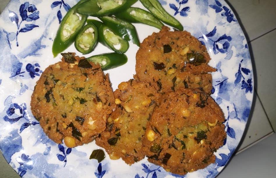 Resipi Mudah Dan Enak Hasilkan Kuih Dhal Vadai Lembut