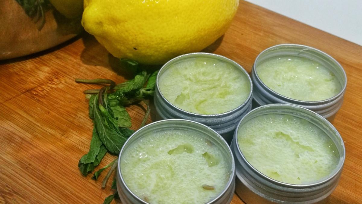 Cara Mudah Hasilkan 'Balm' Dengan 3 Bahan Di Dapur