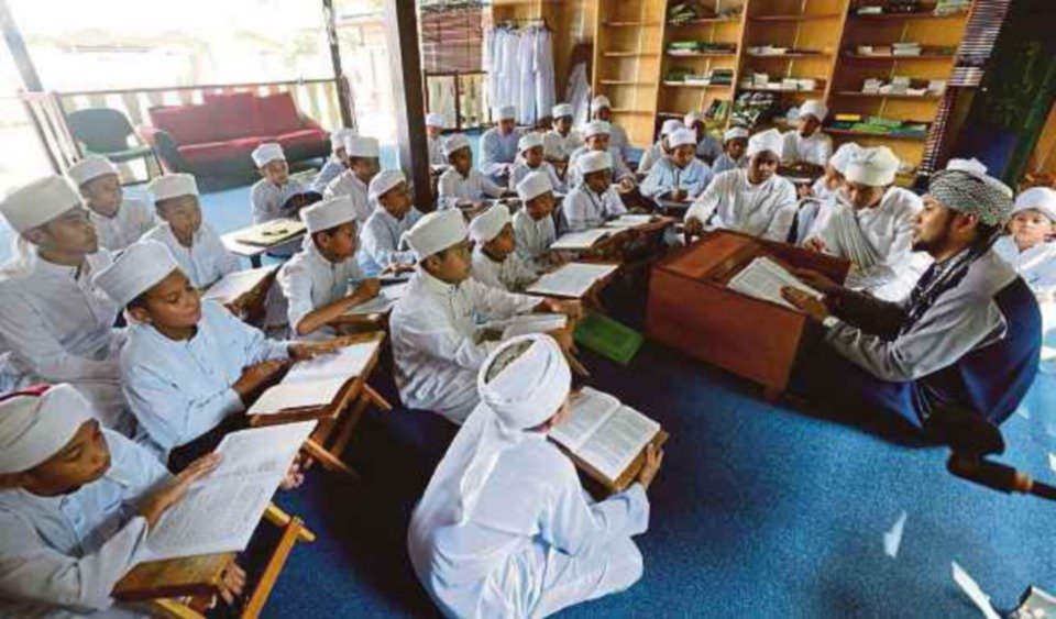 Kerajaan Cadang Jadikan Sekolah Pondok Sebagai Pusat Tarikan Pelancong