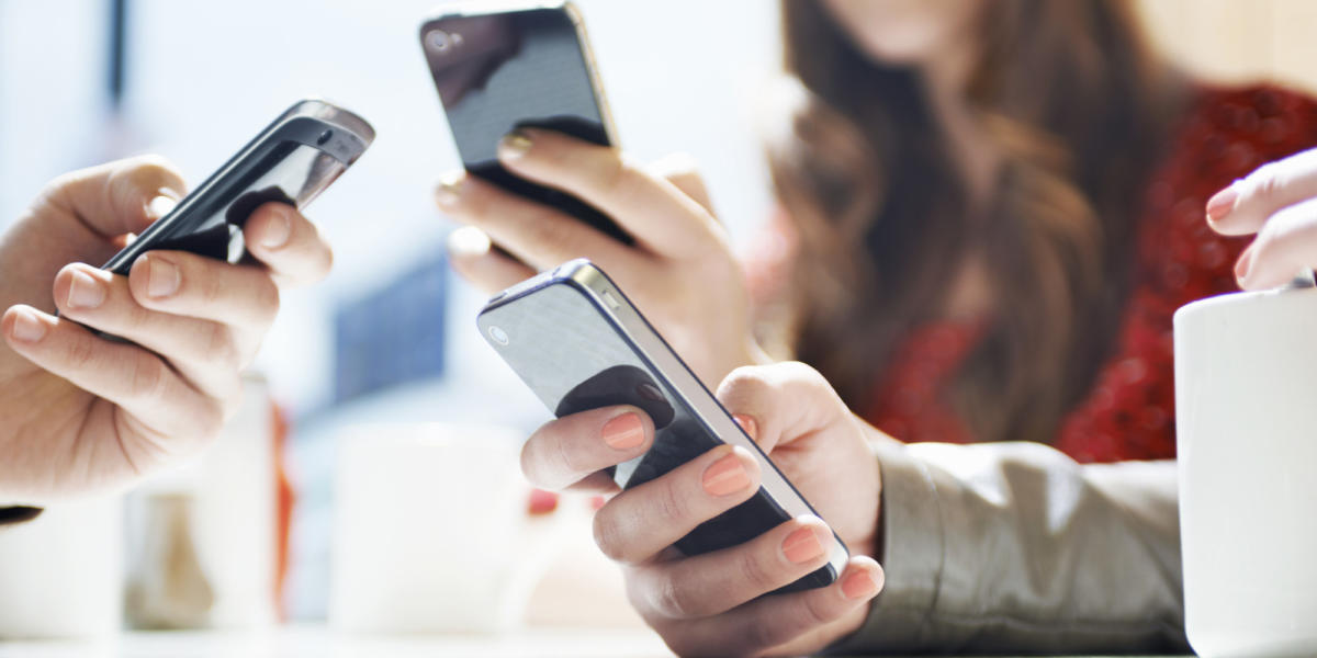 Iklan Ini Papar Realiti Di Sebalik Telefon Pintar Yang Membunuh Hubungan Sesama Manusia