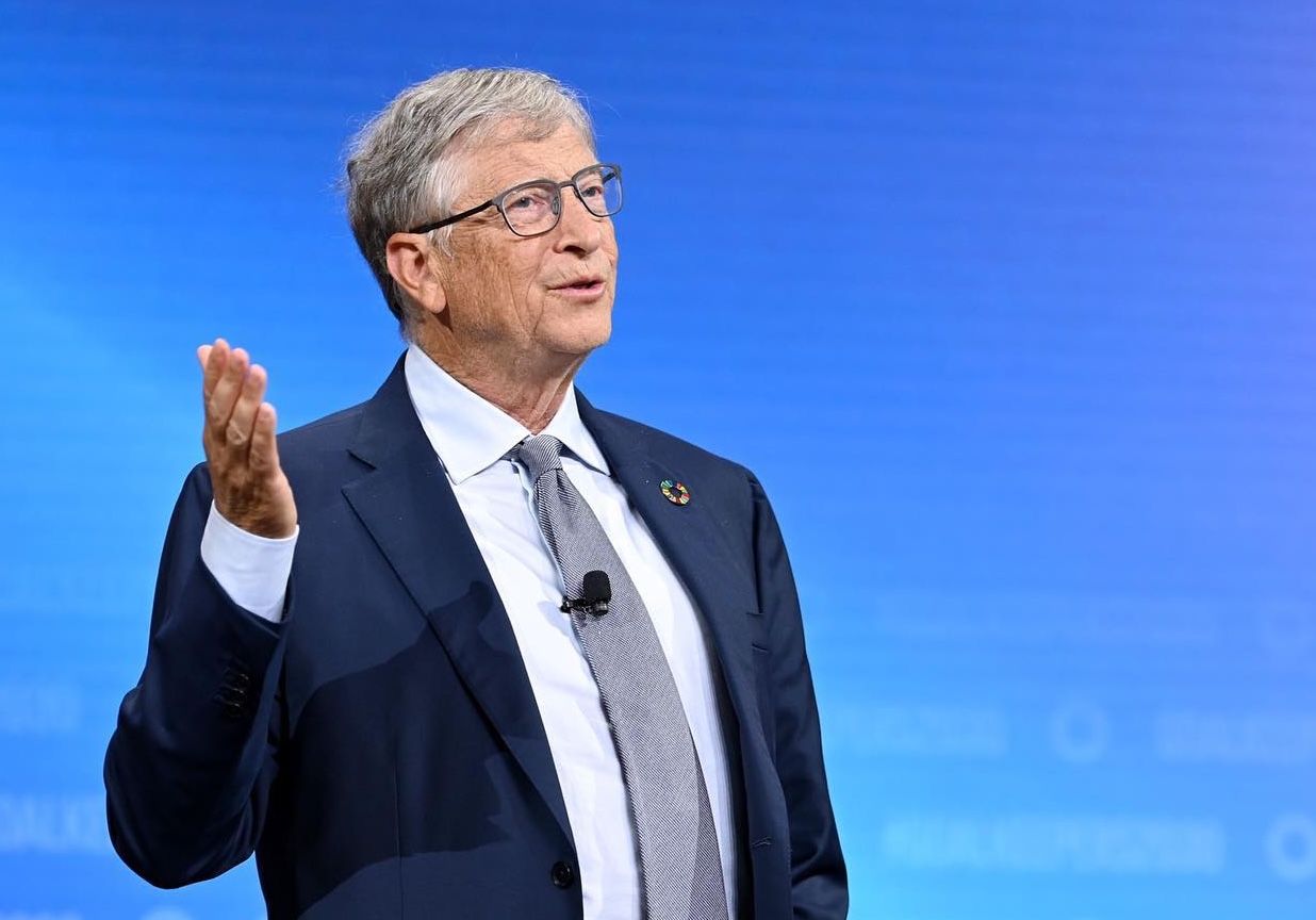 Vaksin COVID-19 Keluaran Bill Gates Dijangka Tiba Seawal Setahun Lagi