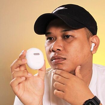 Vocket Review: OnePlus Buds, 'True Wireless Headset' Pertama Dengan Fungsi Pengecasan Pantas