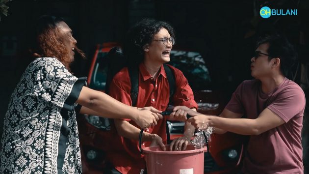 Disebabkan Sebaldi Air, Tiga Lelaki Ini Bergaduh
