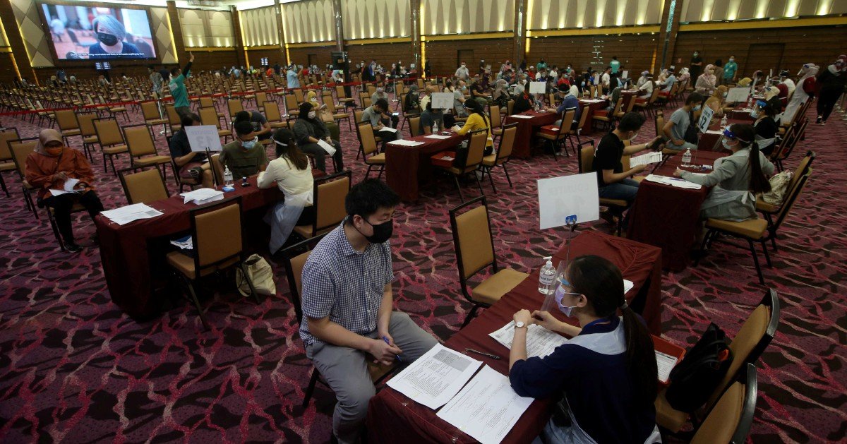 Pusat Vaksinasi IDCC Tutup Hari Ini Setelah Petugas Positif COVID-19