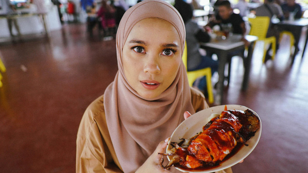 Takut Nak Makan Sotong Buncit Bertelur Ada 'Rambut'