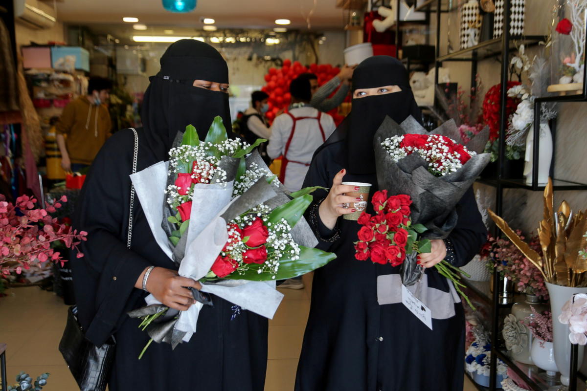 Arab Saudi Rayakan 'Valentine', Tawar Pelbagai Promosi Hadiah Sempena Hari Kekasih