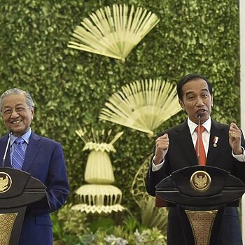 'Permintaan' Mahathir Mahu Malaysia Tuntut Riau Tiada Asas Undang-Undang, Kata Indonesia