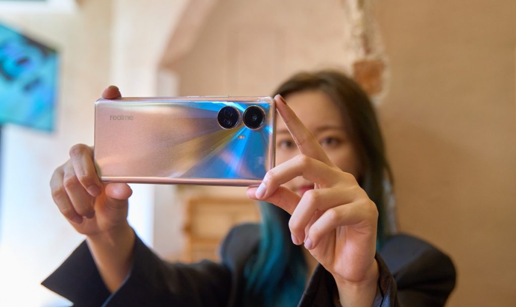 Siri realme 10 Pro 5G Tampilkan Ciri Premium Dengan Tawaran Harga Serendah RM1,299