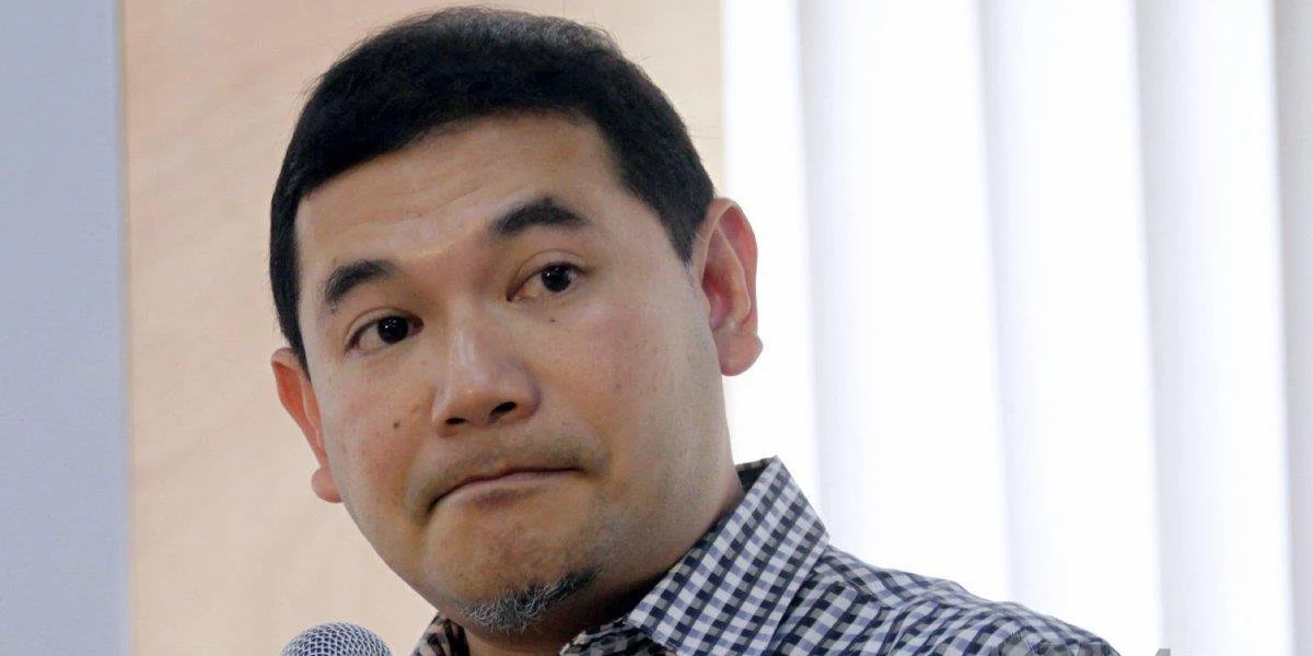 Ia Bukan Soal Formula, Rafizi Kata Kerajaan Perlu Masa Untuk Turunkan Harga Minyak